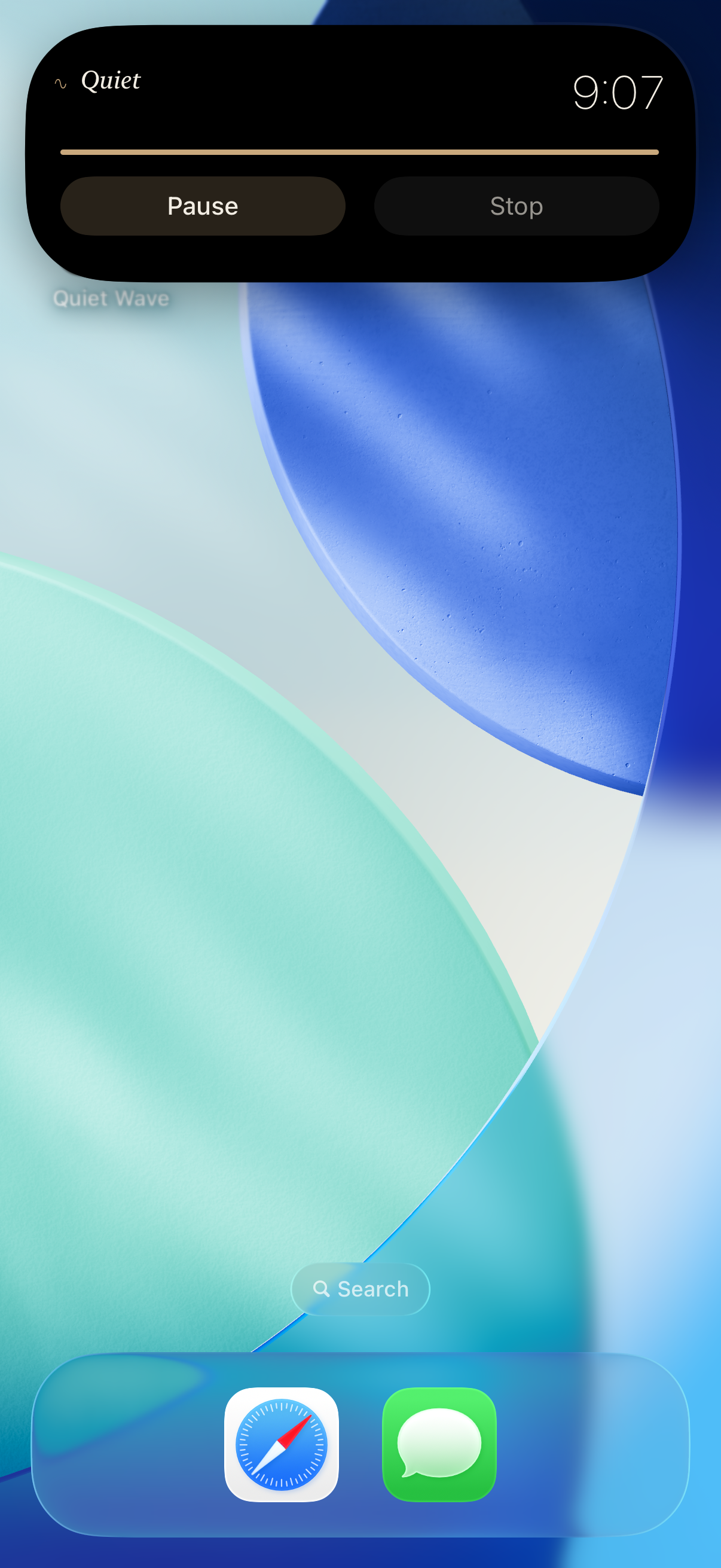 Quiet — Dynamic Island states